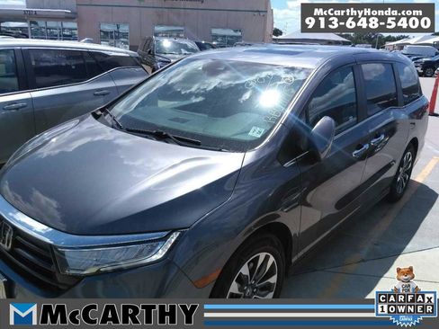 Used 2024 Honda Odyssey EX-L image 1