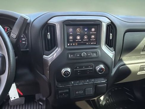 Used 2023 GMC Sierra 3500 Pro w/ Convenience Package image 10