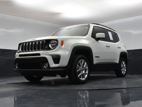 Used 2021 Jeep Renegade Latitude AWD/4WD image 33