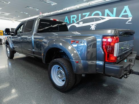 Used 2019 Ford F450 Platinum w/ Platinum Ultimate Package AWD/4WD image 9