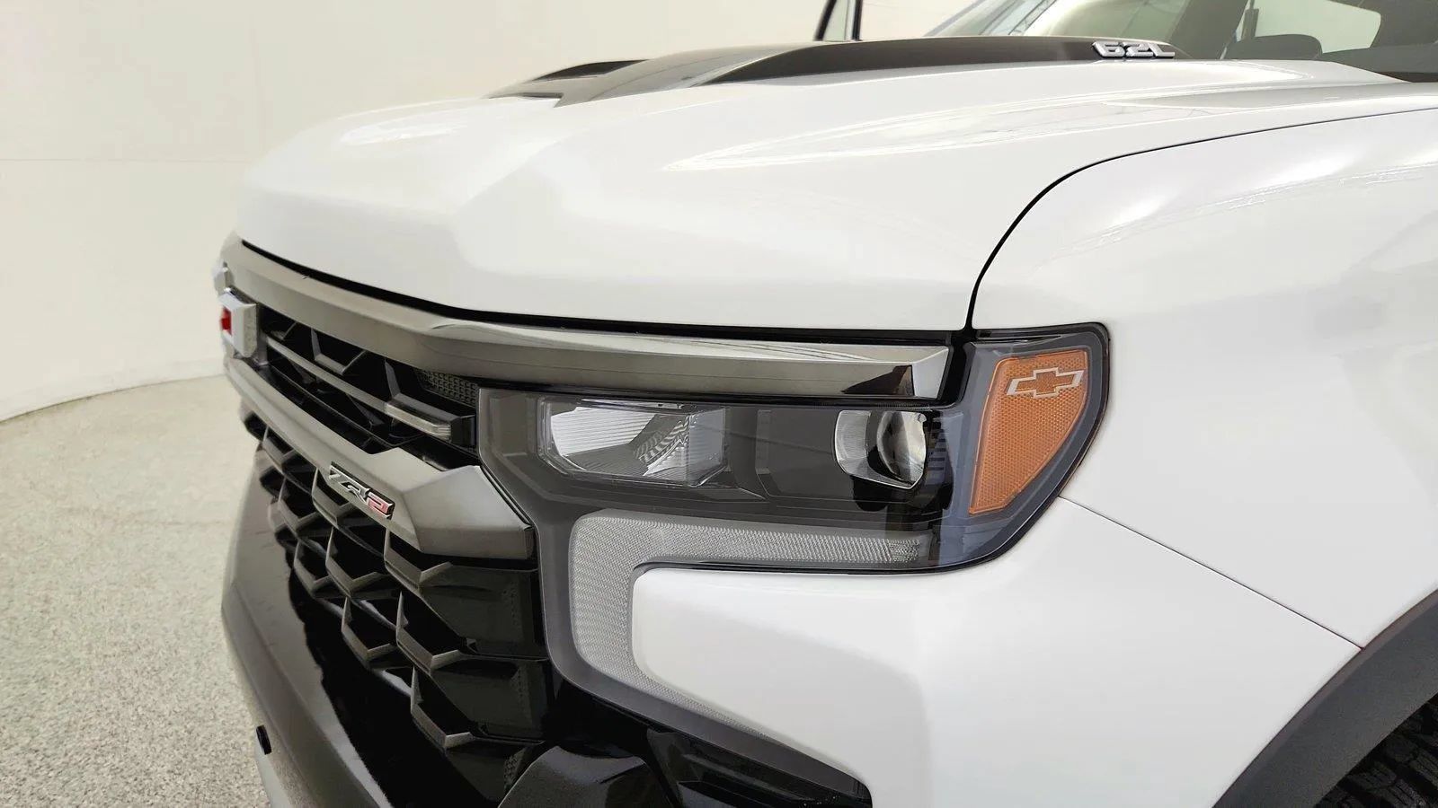 Used 2025 Chevrolet Silverado 1500 ZR2 AWD/4WD image 46