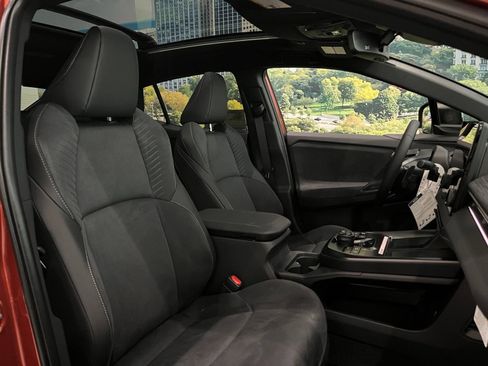 New 2026 Toyota C-HR AWD/4WD image 12