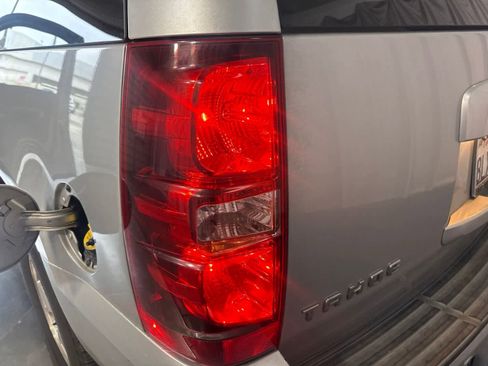 Used 2013 Chevrolet Tahoe LT RWD image 12