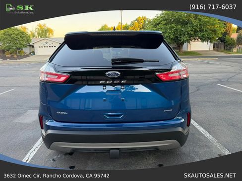 Used 2023 Ford Edge SEL w/ Convenience Package image 9