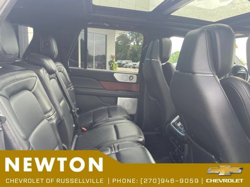 Used 2020 Lincoln Navigator Reserve w/ Equipment Group 208A Reserve AWD/4WD image 30