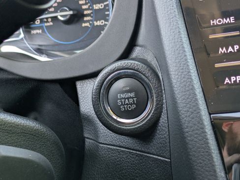 Used 2018 Subaru Forester 2.5i Touring image 30