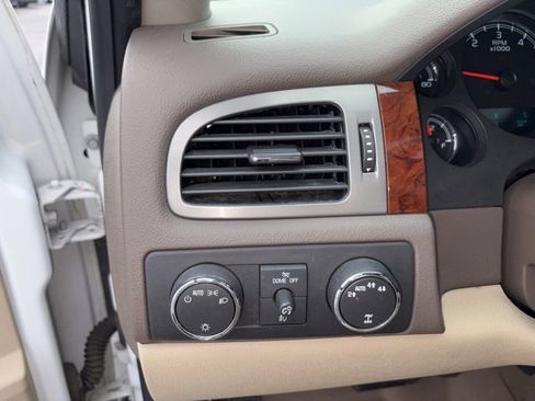 Used 2011 GMC Sierra 1500 SLT w/ SLT Convenience Package image 15