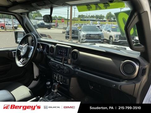 Used 2020 Jeep Gladiator Sport w/ Quick Order Package 24S AWD/4WD image 33