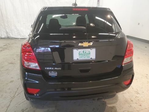 Used 2020 Chevrolet Trax LS w/ Tint and Cruise Package image 5