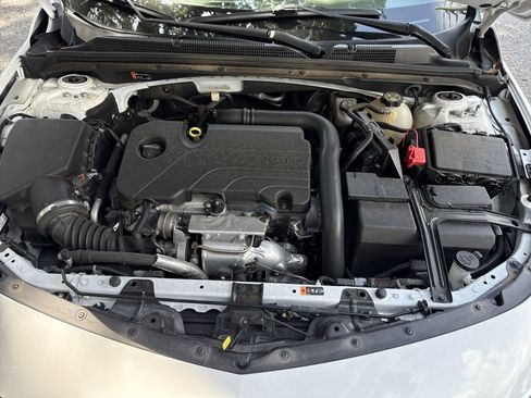 Used 2022 Chevrolet Malibu LT image 33