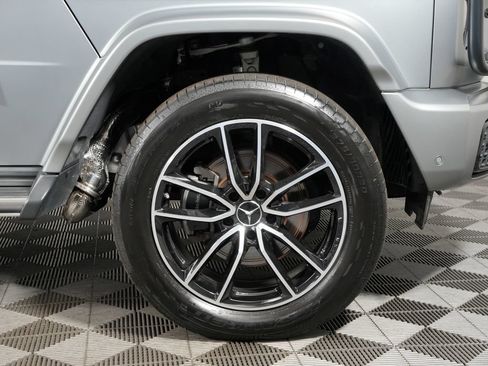 Used 2025 Mercedes-Benz G 550 image 12