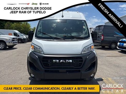 Used 2026 RAM ProMaster 2500 w/ Convenience Group FWD image 3