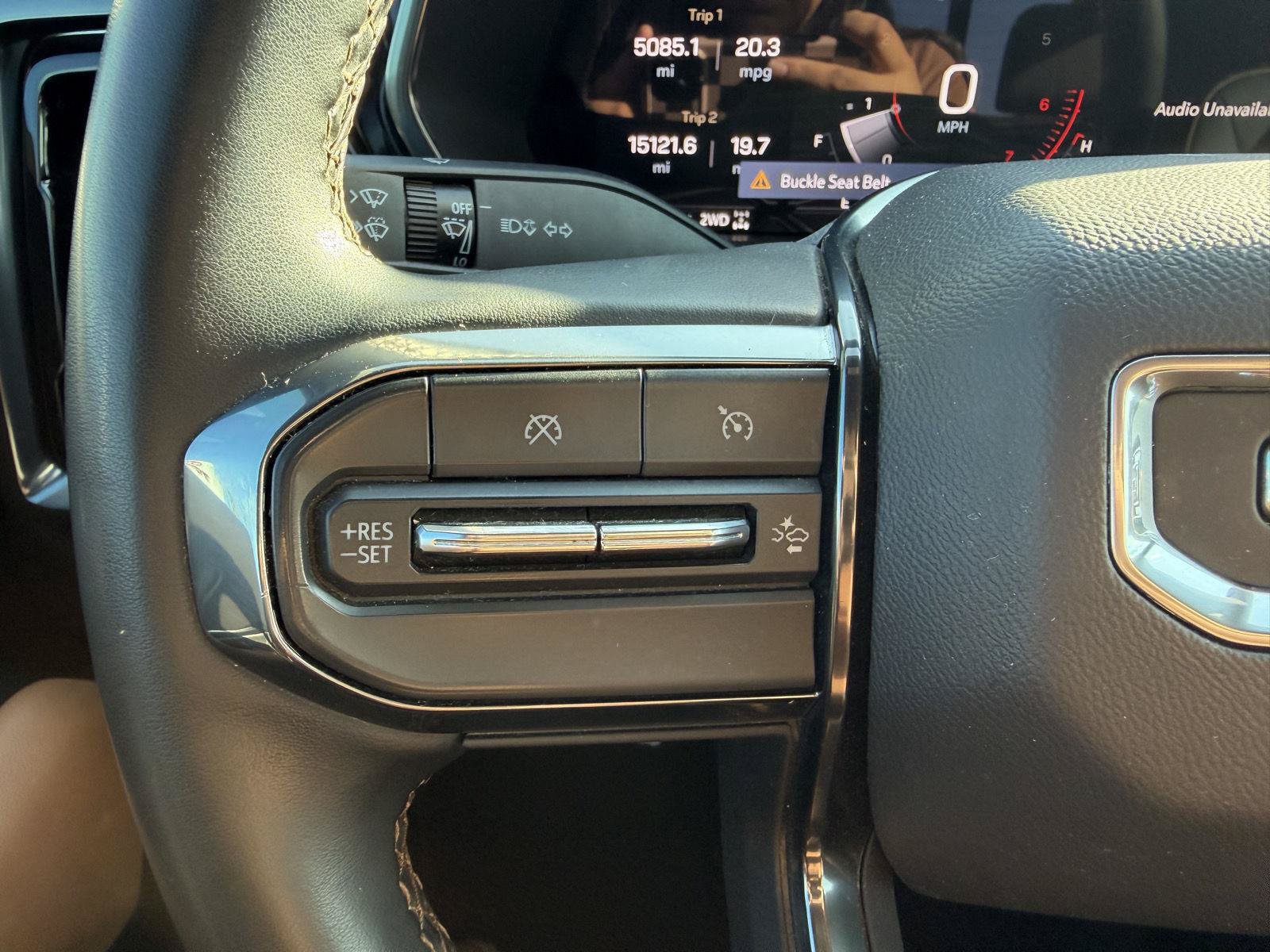 Used 2025 GMC Canyon AT4 w/ Nightfall Edition AWD/4WD image 32