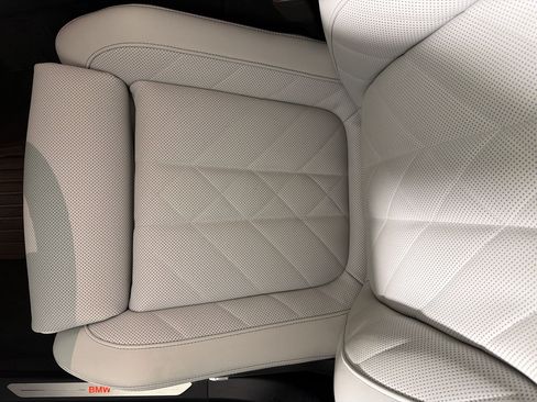 Used 2026 BMW X5 sDrive40i w/ Premium Package RWD image 17