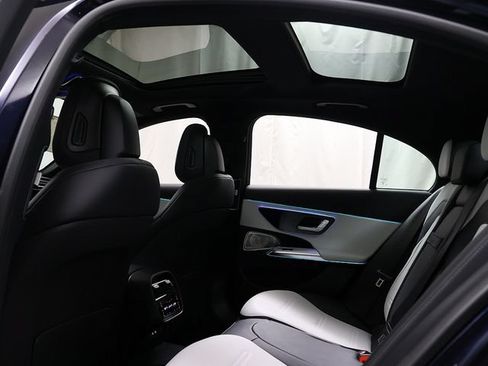 New 2026 Mercedes-Benz E 53 AMG e 4MATIC Sedan image 14