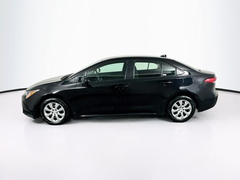Used 2026 Toyota Corolla LE FWD image 4