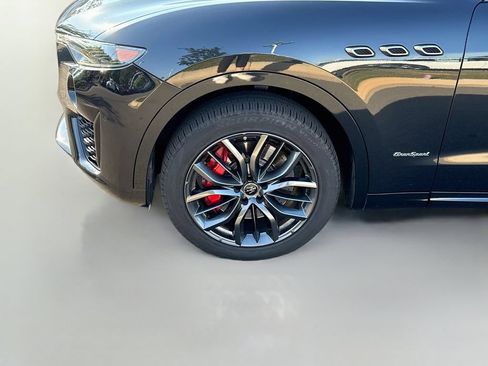 Used 2020 Maserati Levante S GranSport AWD/4WD image 35