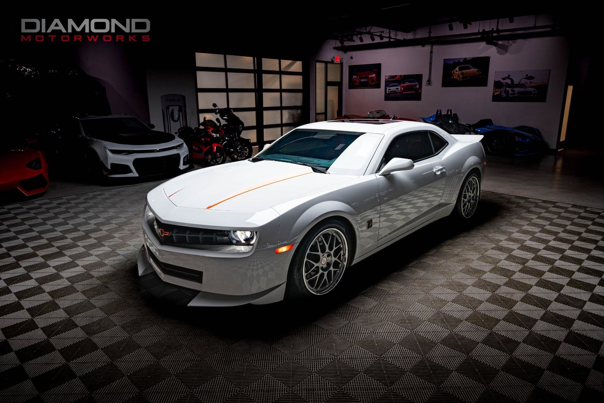 Used 2010 Chevrolet Camaro SS w/ LPO, Ground Effects Package RWD image 48