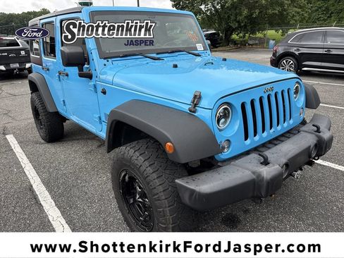 Used 2018 Jeep Wrangler Unlimited Sport S AWD/4WD image 1