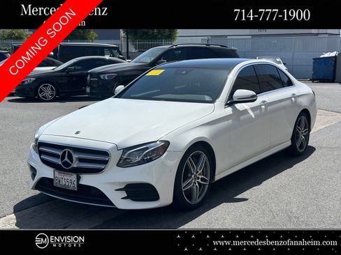 Used 2018 Mercedes-Benz E 300 image 1