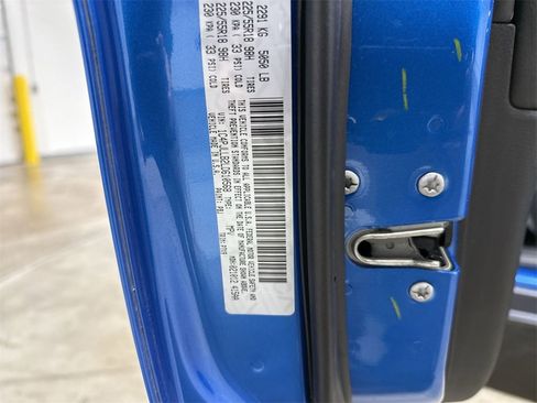 Used 2020 Jeep Cherokee Altitude image 27