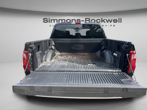 Used 2024 Ford F150 XLT image 7