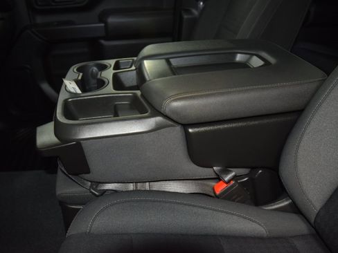 Used 2024 Chevrolet Silverado 2500 Custom w/ Custom Value Package image 45