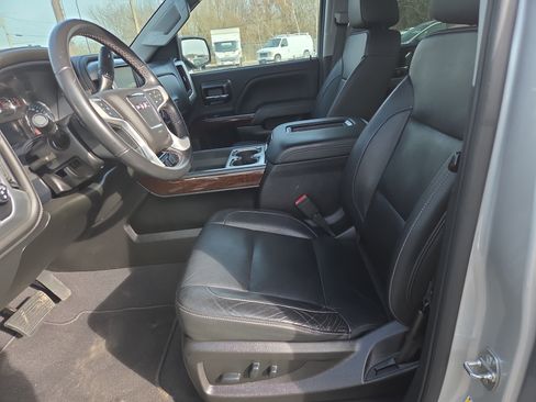 Used 2018 GMC Sierra 1500 SLT w/ Texas SLT Premium Package AWD/4WD image 10