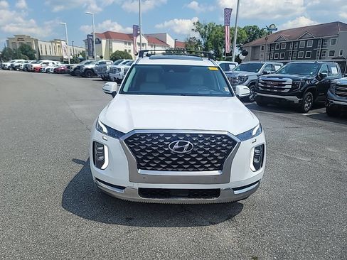 Used 2022 Hyundai Palisade Calligraphy FWD image 2