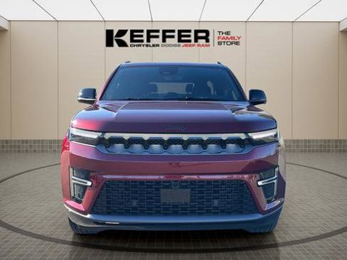 New 2026 Jeep Grand Wagoneer Limited AWD/4WD image 8