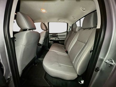 Used 2023 Toyota Tacoma SR5 w/ Black Out Package (TMS) AWD/4WD image 23