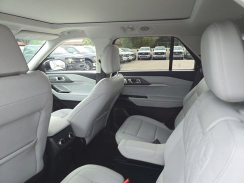 Used 2025 Ford Explorer Platinum w/ Ultimate Package RWD image 7
