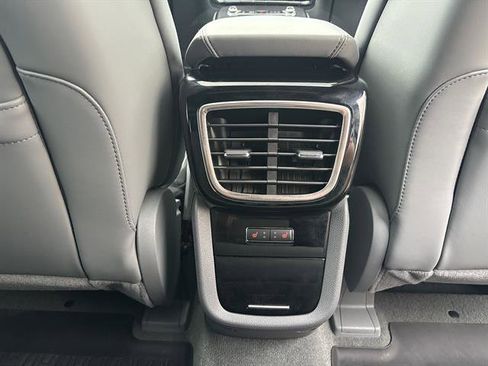Used 2022 Lincoln Nautilus Reserve w/ Equipment Group 201A FWD image 24