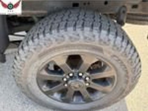 Used 2021 RAM 2500 Laramie w/ Night Edition AWD/4WD image 7