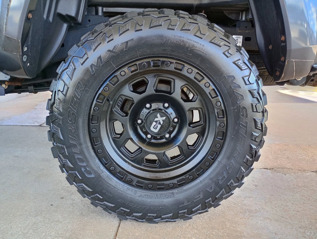 Used 2019 Toyota Tacoma SR5 AWD/4WD image 29