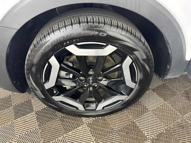 Certified 2025 Kia Telluride S AWD/4WD image 30