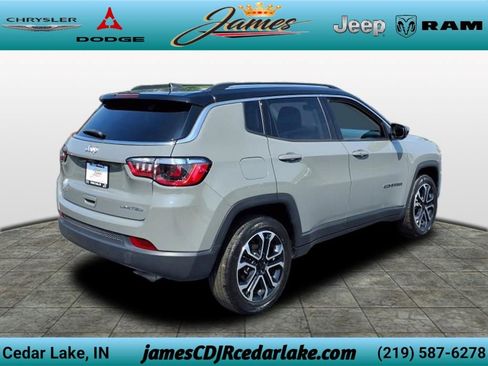 Used 2022 Jeep Compass Limited w/ Sun and Sound Group AWD/4WD image 4
