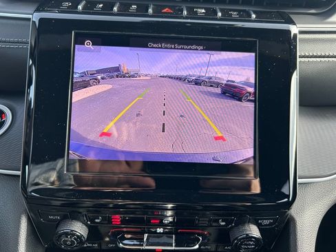 New 2025 Jeep Grand Cherokee L Altitude AWD/4WD image 14