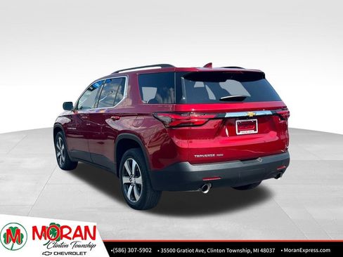 Certified 2023 Chevrolet Traverse LT w/ LT Premium Package AWD/4WD image 4