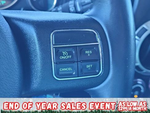 Used 2015 Jeep Wrangler Unlimited Rubicon w/ Connectivity Group image 25
