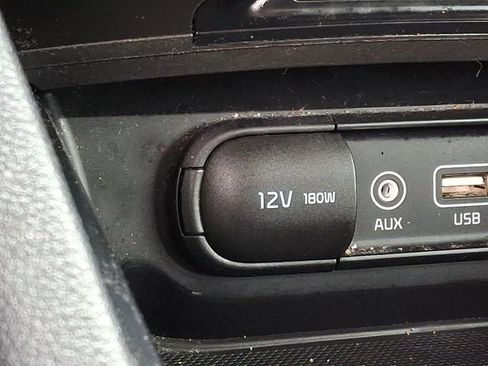 Used 2018 Kia Optima LX w/ 17" Alloy Wheels Package image 24