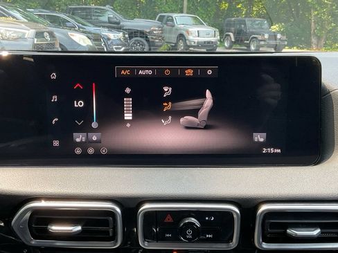Used 2026 Nissan Sentra SV w/ SV Convenience Package FWD image 25