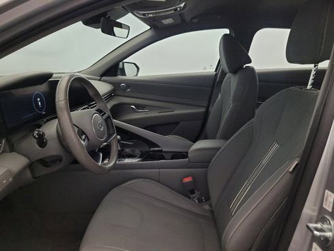 Used 2023 Hyundai Elantra SEL w/ Convenience Package FWD image 17