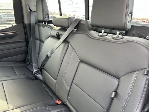 Certified 2022 GMC Sierra 1500 SLT w/ SLT Premium Plus Package image 21