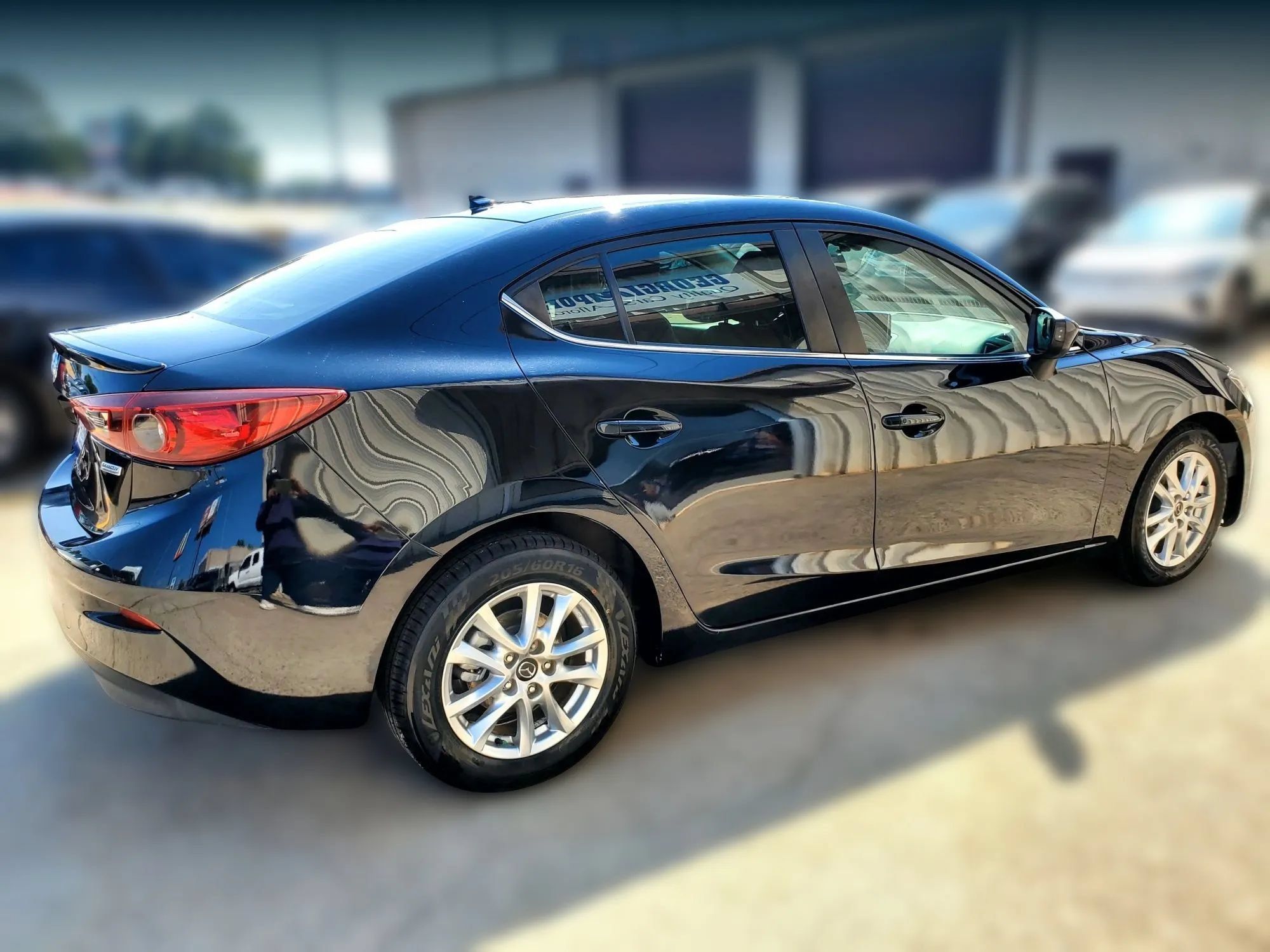 Used 2016 MAZDA MAZDA3 i Grand Touring FWD image 19