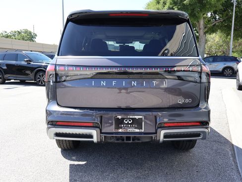Certified 2025 INFINITI QX80 Pure RWD image 8