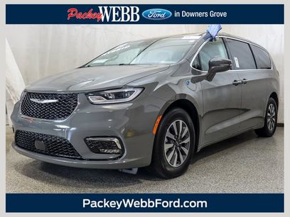 Used 2022 Chrysler Pacifica Touring-L