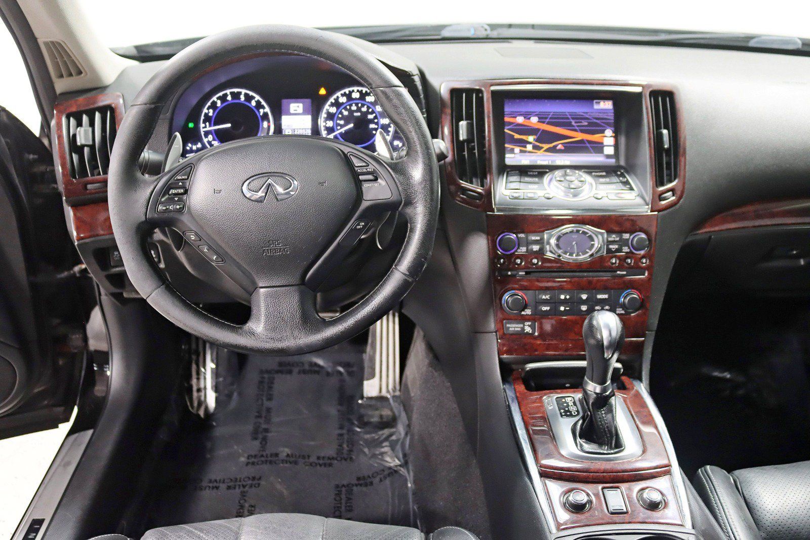 Used 2012 INFINITI G37 x Sedan w/ Premium Pkg AWD/4WD image 14