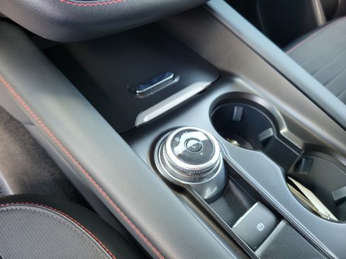 Used 2025 Ford Explorer ST-Line w/ Premium Package RWD image 21