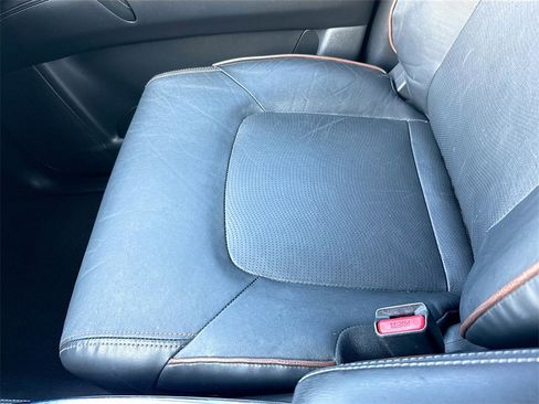 Used 2020 Nissan Armada SL image 22